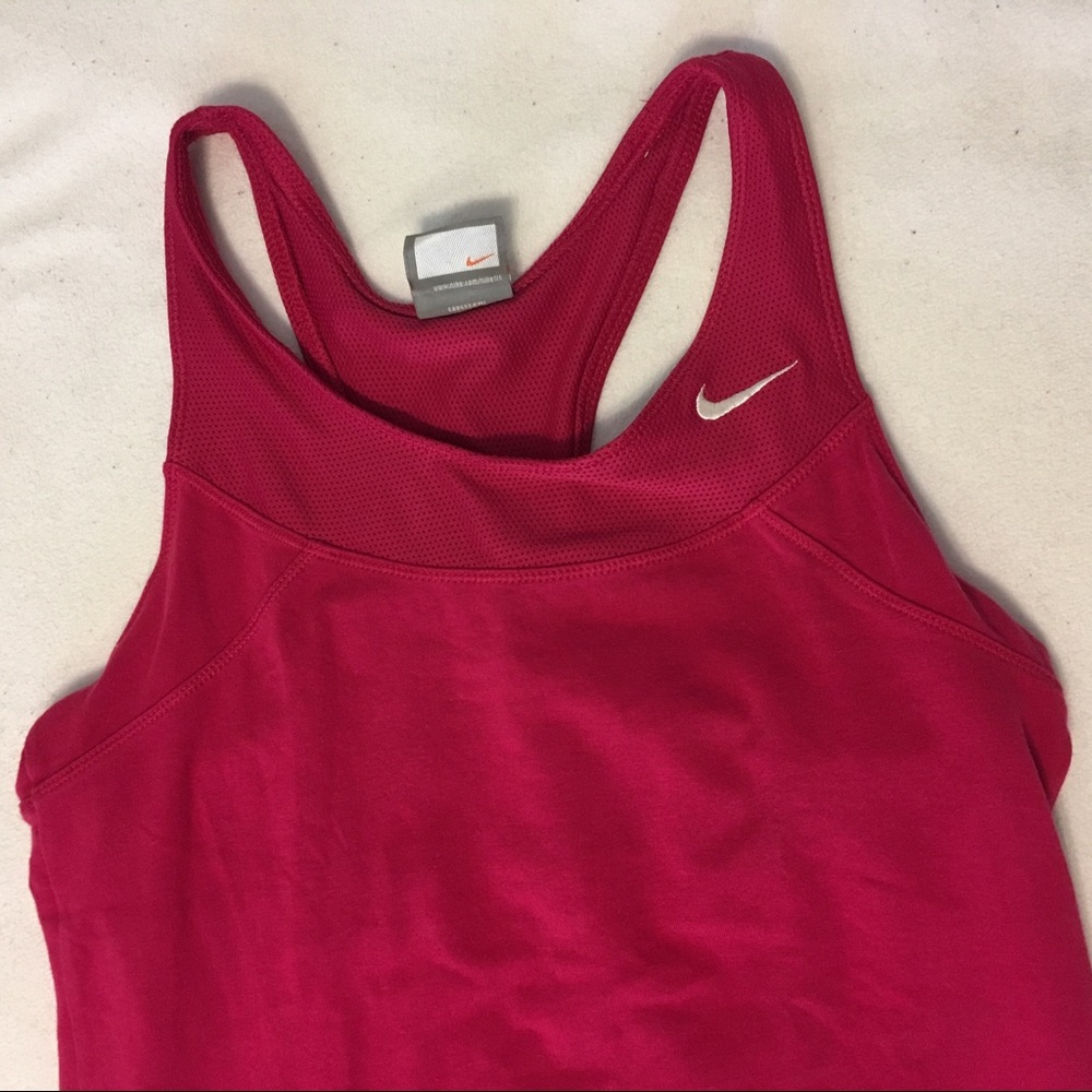 NIKE TANK Red Work Out Lightweight Racerback TOP - Picture 3 of 8